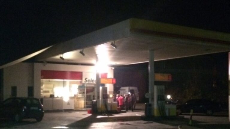 Μαγνησία: Έσυρε ιδιοκτήτρια βενζινάδικου με το αυτοκίνητο για να μην πληρώσει 40 ευρώ βενζίνη