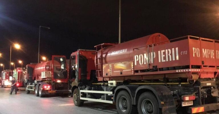 Έφτασε στην Ελλάδα το κομβόι με τους Ρουμάνους πυροσβέστες