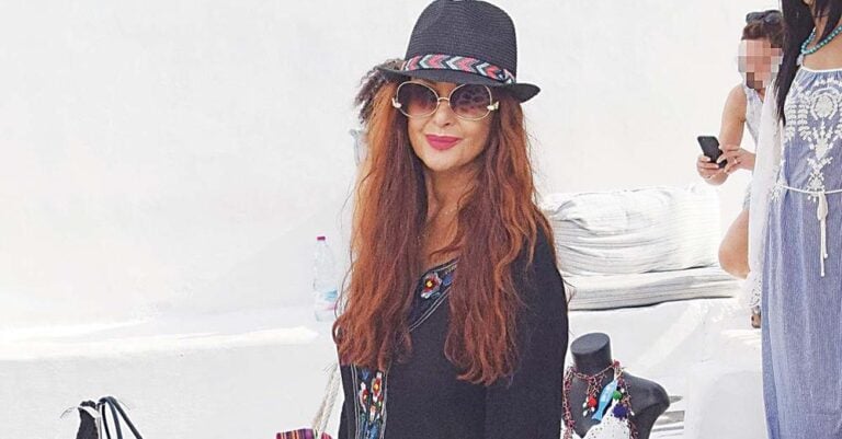 «Σφαγή» για τα… τάπερ της Χρυσηίδας Δημουλίδου στη Σαλαμίνα