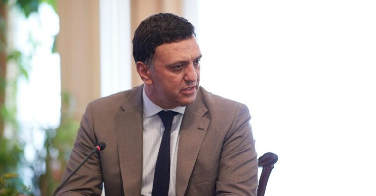 Γιατί έφυγε ο Βασίλης Κικίλιας από το υπουργείο Υγείας – Ολο το παρασκήνιο