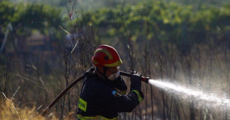 Αστεροσκοπείο: Να γιατί βγήκε εκτός ελέγχου η φωτιά στη Βαρυμπόμπη