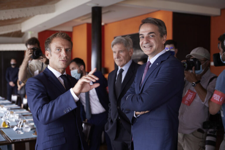 Μητσοτάκης: Σε γεύμα με Μακρόν, Λαγκάρντ και Χάρισον Φορντ για το περιβάλλον