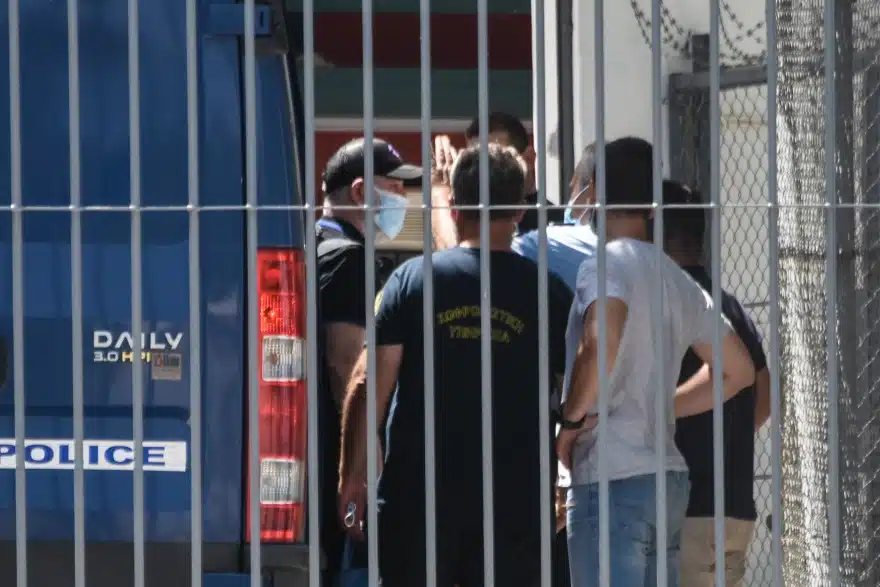 Πέτρος Φιλιππίδης: «Εκμεταλλεύτηκαν την έντονη ερωτική μου ζωή και τη δημοφιλία μου» λέει στην απολογία του 2 5349047