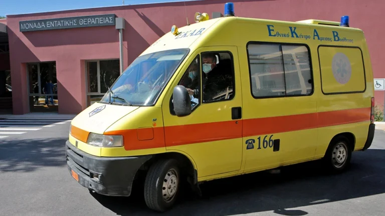 Στην Αθήνα η ιατροδικαστική εξέταση του 15χρονου που πέθανε δύο ημέρες μετά τον εμβολιασμό του