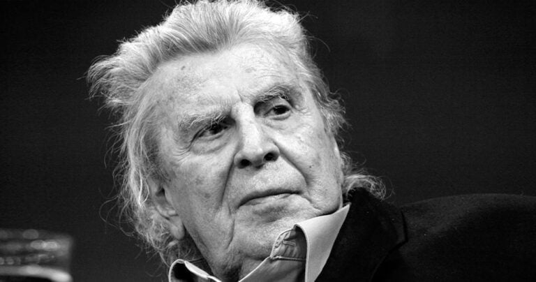 Μικής Θεοδωράκης: «Περιφρονώ και μάχομαι τον φασισμό σε όλες του τις μορφές και προπαντός στην πιο πονηρή, απατηλή και επικίνδυνη μορφή του, την αριστερόστροφη»