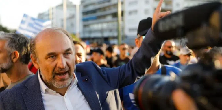 Στο Πειθαρχικό του Ιατρικού Συλλόγου ο αρνητής γιατρός Βόβολης