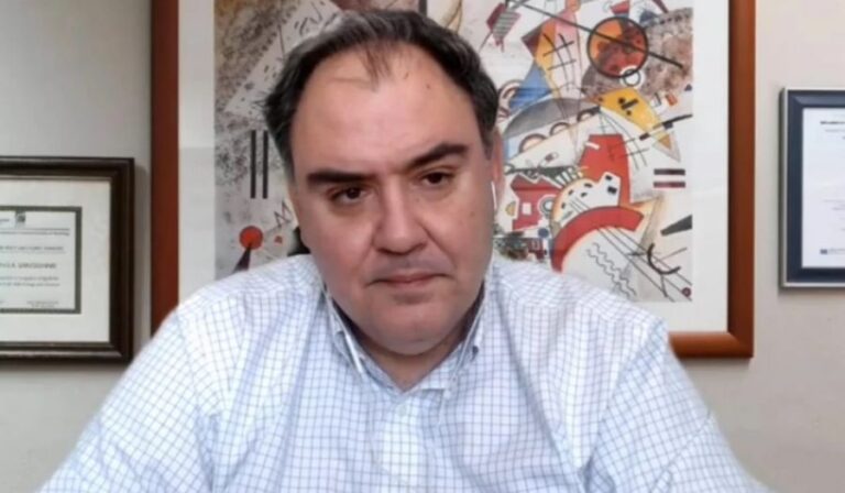 Σαρηγιάννης: «Θα νοσήσουν με κορονοϊό έως και 70.000 παιδιά»