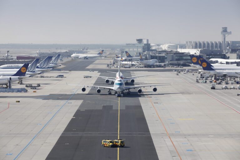 Ελευθέριος Βενιζέλος: Προσγειώθηκε με ασφάλεια το αεροπλάνο που παρουσίασε βλάβη