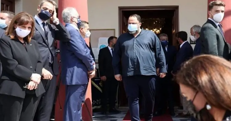 Μια εικόνα 1000 λέξεις: «Γρήγορα, κάνε ότι δεν τον είδες!» 3 mia eikona 1000 lexeis grigora kane oti den ton eides3