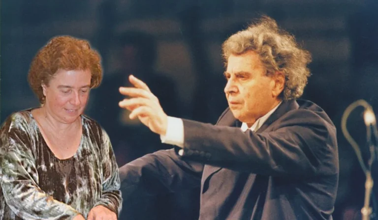 Ρένα Παρμενίδου: Βουβός πόνος για τη πιστή γραμματέα του Μίκη Θεοδωράκη