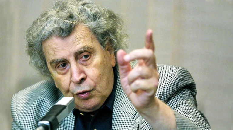 Θρίλερ με την κηδεία του Μίκη: Και 4η επιστολή με την οποία ζητούσε να ταφεί στα Χανιά – Δικαστικό «μπλόκο» για το Βραχάτι