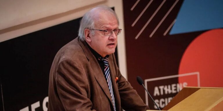 «Εδώ είναι Ελλάδα και όχι Μωαμεθανιστάν» -Ξέσπασμα Τσελέντη για εικονίσματα που βγήκαν από δωμάτια νοσηλείας
