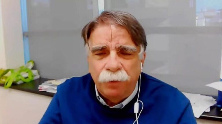 Βατόπουλος: «Έρχεται τέταρτο και πέμπτο κύμα πανδημίας»