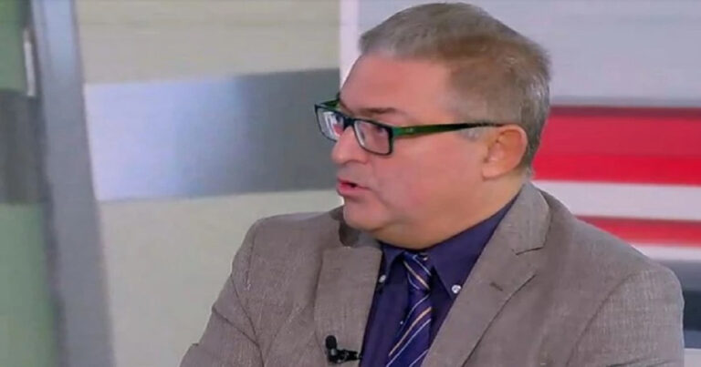 Βασιλακόπουλος: «Ο ιδιοκτήτης της ταβέρνας με απείλησε ότι θα μου κάψει το αυτοκίνητο»