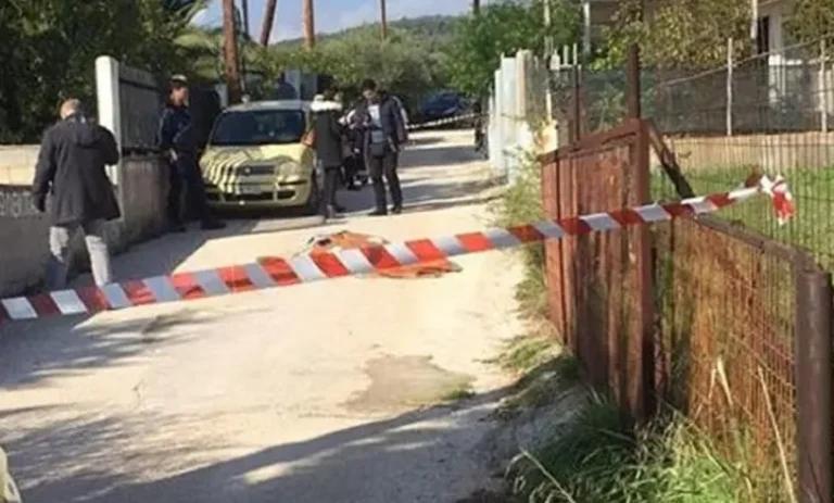 «Ήξερα ότι η γιαγιά είχε χρήματα στο σπίτι γι’ αυτό αποφάσισα να την ληστέψω», λέει ο 25χρονος Ρομά που σκότωσε την 80χρονη