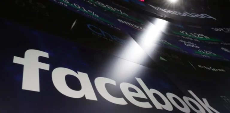Facebook: Προκάλεσε στην παγκόσμια οικονομία ζημιά 160 εκατομμυρίων δολαρίων