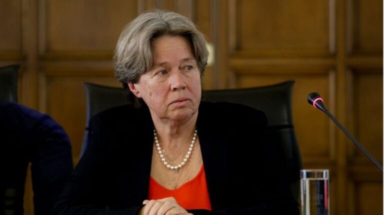 «Βόμβα» Λινού: «Τα μέτρα που ανακοινώθηκαν μπορεί να φέρουν έξαρση κρουσμάτων»