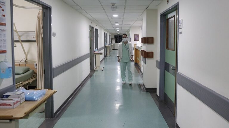 Κοζάνη: Πέθανε πλήρως εμβολιασμένος 57χρονος επιχειρηματίας