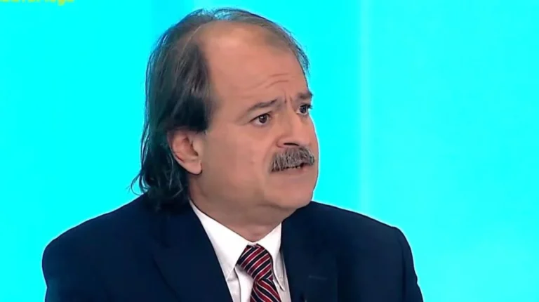 Καταπέλτης ο Δρ. Ιωαννίδης: «Το εμβόλιο δεν θα σταματήσει τον κορωνοϊό – Λανθασμένοι οι χειρισμοί της κυβέρνησης»