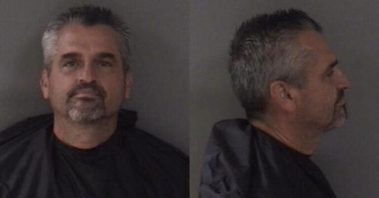 Στραγγάλισε την αρραβωνιαστικιά του, κοιμήθηκε με το πτώμα της και το παράτησε σε πάρκινγκ πολυκαταστήματος