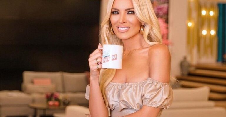 «Σαρώνει» σε τηλεθέαση καθημερινά η Κατερίνα Καινούργιου με την εκπομπή «Super Κατερίνα»