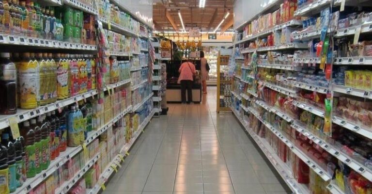 Απέλυσαν εργαζόμενη super market «στήνοντας» κλοπή – Δικαιώθηκε στο δικαστήριο