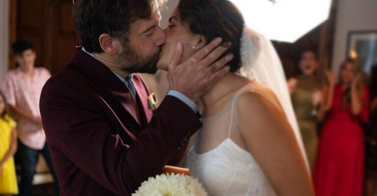 Κωστής Μαραβέγιας – «Τόνια υπέροχη σύζυγέ μου, υπόσχομαι να σε κάνω ευτυχισμένη»