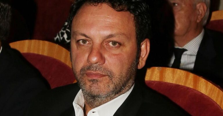 Στάθης Αγγελόπουλος – «Γνωστός δικηγόρος που είναι ομοφυλόφιλος μου πρότεινε…»