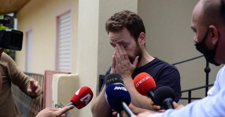 Μπάμπης Αναγνωστόπουλος: Το «μαύρο χρήμα» & η βίαια σχέση με αφέντρα τρανσέξουαλ