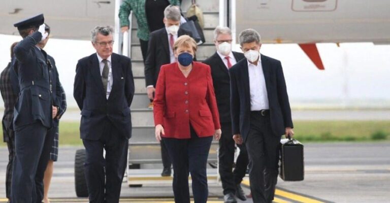 Bild: Μια από τις πιο μισητές γυναίκες στην Ελλάδα προσγειώνεται στην Αθήνα