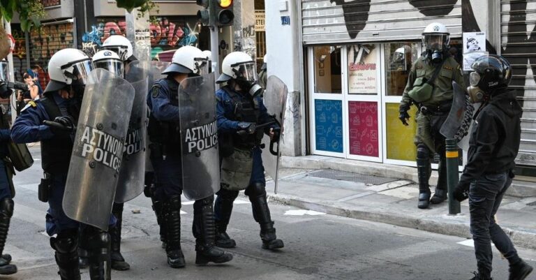 «Παραδέχομαι το λάθος μου, να μην στοχοποιηθεί η υπηρεσία», δηλώνει ο ΜΑΤατζής για την σπασμένη τζαμαρία στα Εξάρχεια