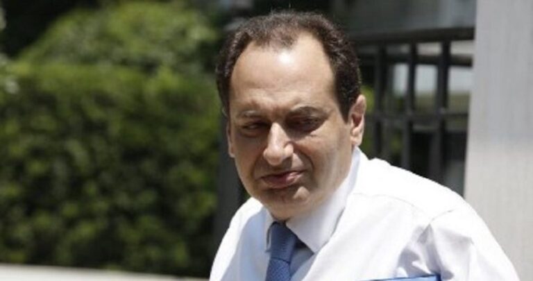 Ο ΣΥΡΙΖΑ ανέλαβε δικηγόρος των Ρομά… Σπίρτζης κατά κυβέρνησης & ΕΛ.ΑΣ.