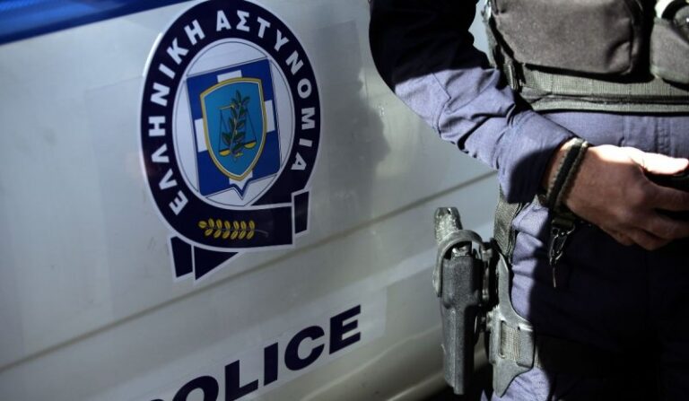 Ρομά έριξε 174 πυροβολισμούς σε κηδεία στο Ζεφύρι – Αφαντος ο «πιστολέρο»