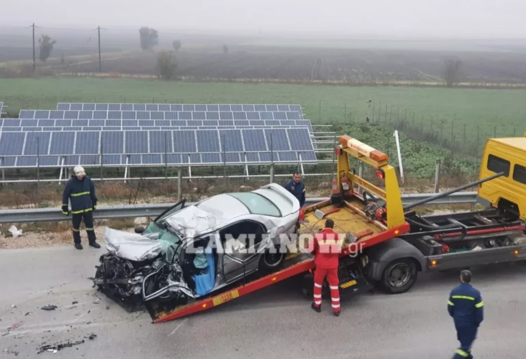 Τροχαίο στον Δομοκό: Σκοτώθηκαν οι γονείς και η 21χρονη κόρη τους – Σε σοβαρή κατάσταση ο 17χρονος γιος