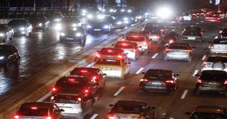 Τέλη κυκλοφορίας 2022: Πώς θα πληρώσουμε φέτος το ποσό