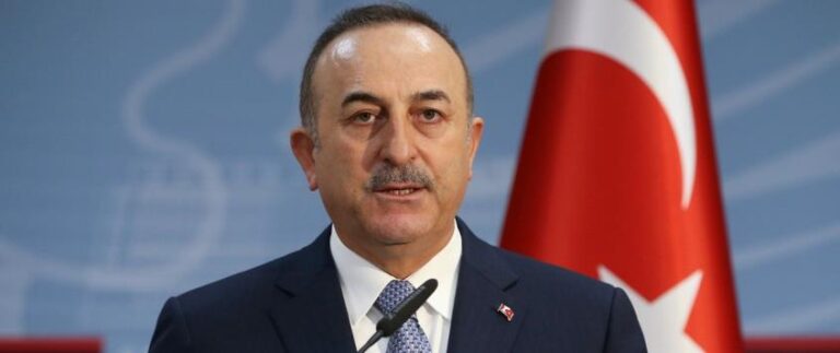 Τσαβούσογλου: «Είμαστε έτοιμοι για πόλεμο με την Ελλάδα»