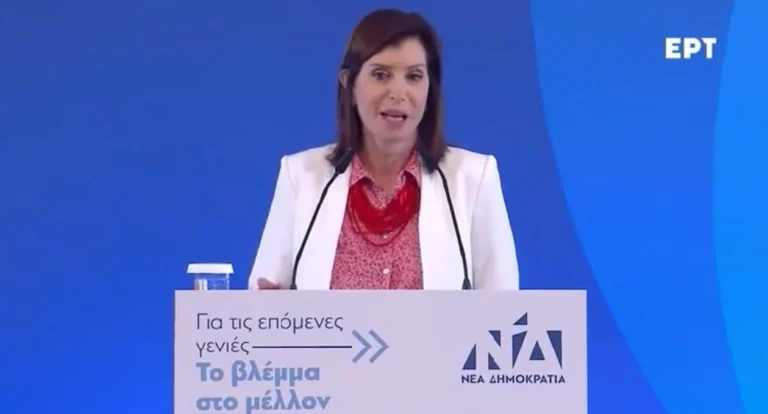Άννα Μισέλ Ασημακοπούλου: «Να αγιάσει ο Κυριάκος μας, ο ηγέτης μας, ο πρωθυπουργός μας!»