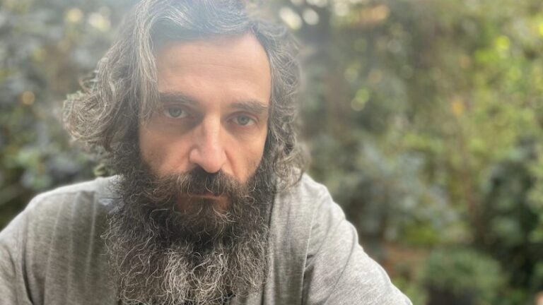 Άρης Σερβετάλης: Τον δικαιώνει η εταιρεία παραγωγής – Η επίσημη ανακοίνωσή της