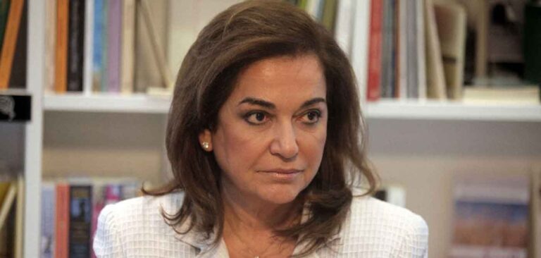 Ντόρα: «Να μην ισχύει το πιστοποιητικό για εμάς τους 60ρηδες χωρίς την τρίτη δόση»