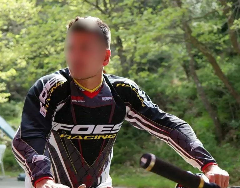 «Όλα τα πιτσιρίκια του την πέφτουν, πόσο να αντισταθεί;» δήλωσε ο πατέρας του προπονητή τέννις που ασελγούσε σε ανήλικες