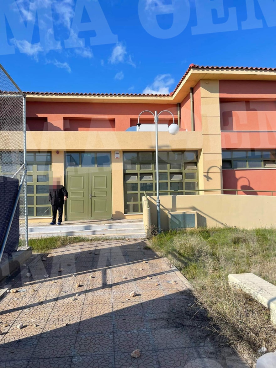 Ανήλικοι Ρομά διέλυσαν σχολείο ΑμεΑ στα Άνω Λιόσια για την πλάκα τους 4 received_294891205808500_edit_1322990051880