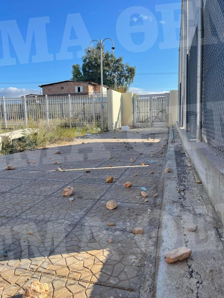 Ανήλικοι Ρομά διέλυσαν σχολείο ΑμεΑ στα Άνω Λιόσια για την πλάκα τους 5 received_847016955952604