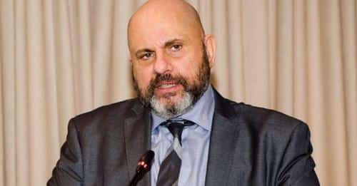 «Βόμβα» Κούβελα: «Η επανάληψη του ίδιου εμβολίου δεν πρόκειται ποτέ να μας δώσει ανοσία»