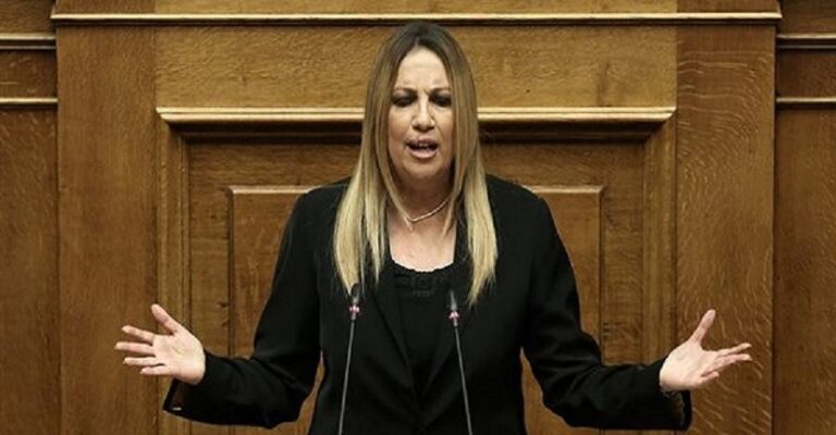 Σήμερα θα έκλεινες τα 57. Θα πενθώ πάντα μ’ ακούς; για σένα