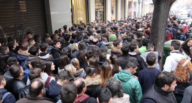 Η απάτη της ελληνικής Black Friday σε όλο της το μεγαλείο – Τηλεόραση 200 ευρώ ακριβότερη!