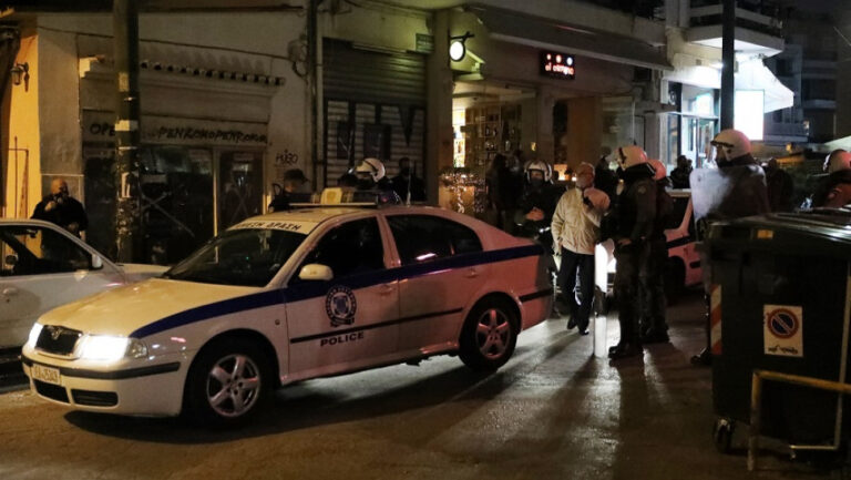 Πρόστιμα 134.450 ευρώ και λουκέτο σε επιχειρήσεις για παραβίαση των μέτρων
