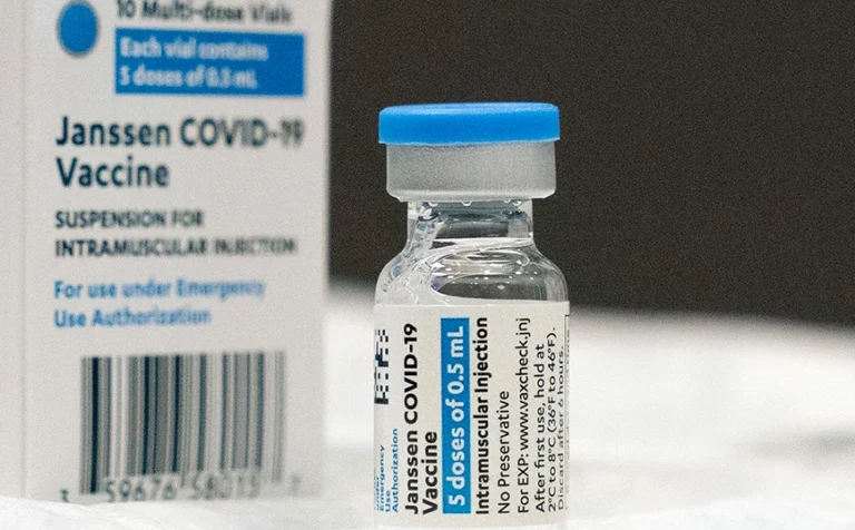 Κορονοϊός – Johnson & Johnson: Νέα σοβαρή παρενέργεια του εμβολίου