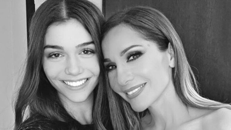 Στιγμές ευτυχίας για τη Δέσποινα Βανδή και την κόρη της, Μελίνα Νικολαΐδη