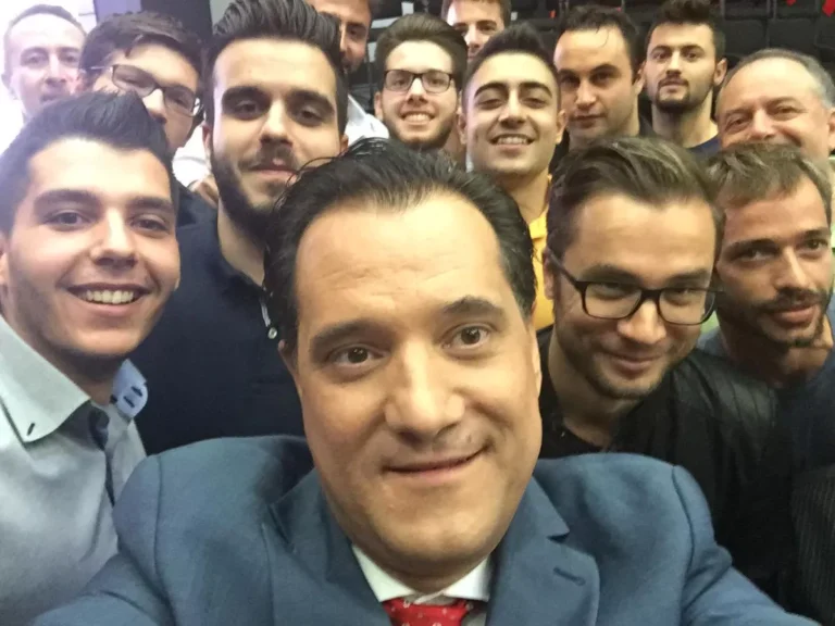 Άδωνις: «Πήγα σούπερ μάρκετ και με έβγαλαν 7 selfie- Ο κόσμος είναι ώριμος και καταλαβαίνει»