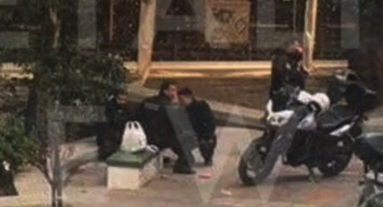 Αστυνομικοί της ΔΙΑΣ βρήκαν ένα ανήλικο κοριτσάκι παρατημένο σε χαρτόκουτα